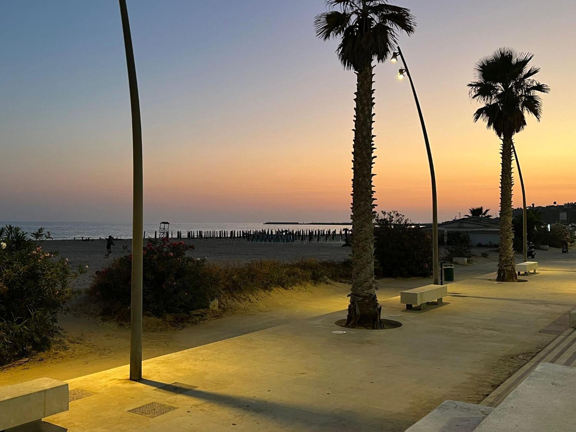 مبيت وإفطار جيلا In Riva Al Mare المظهر الخارجي الصورة